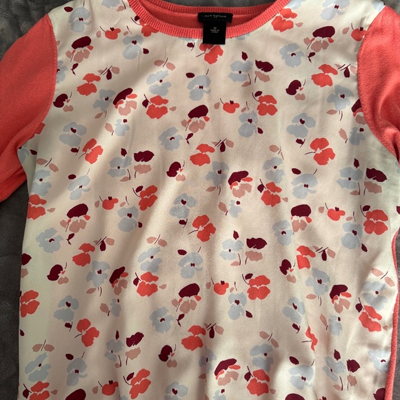 Light weight sweater - Picture 1 of 3